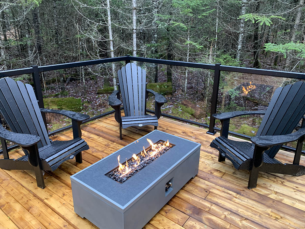 Mossy Log Dome Fire Table and Sitting Area